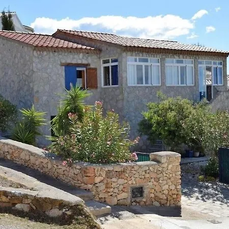 Franca Air Conditioned With Sea View, Wifi, And Private Pool Villa