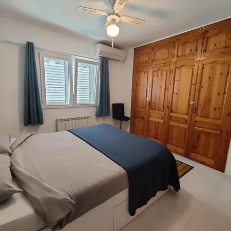 Franca Air Conditioned With Sea View, Wifi, And Private Pool *